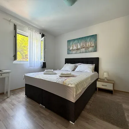 Rotim, Mljet, Sutmiholjska Babino Polje